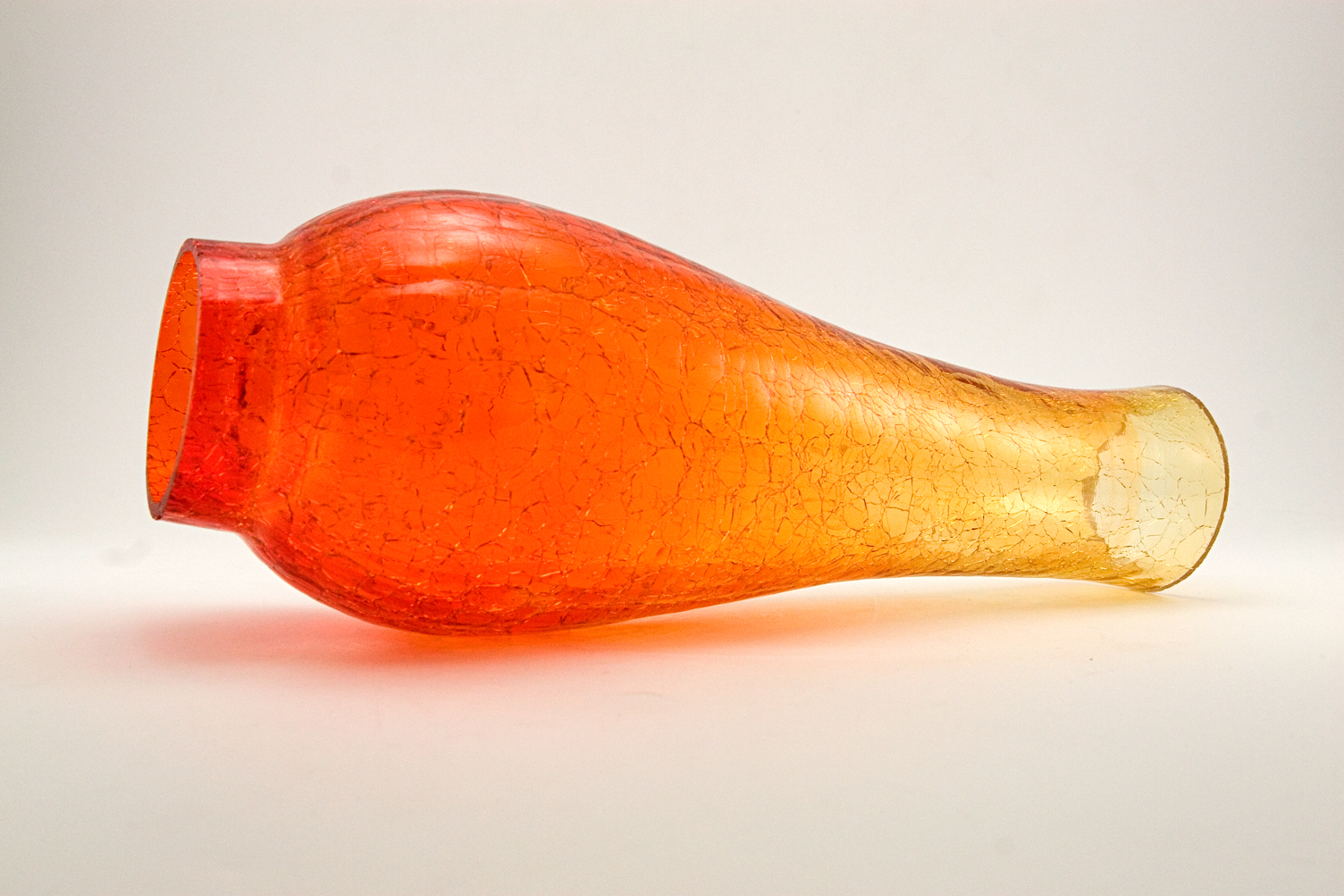 Lantern Chimney in Retro Mod Tangerine Crackle Glass - Image 4