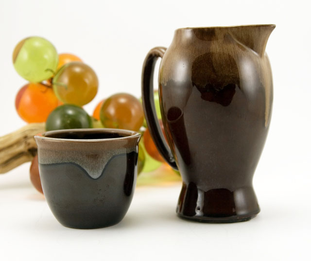 Vintage Japanese Redware Drip Jug - Image 4
