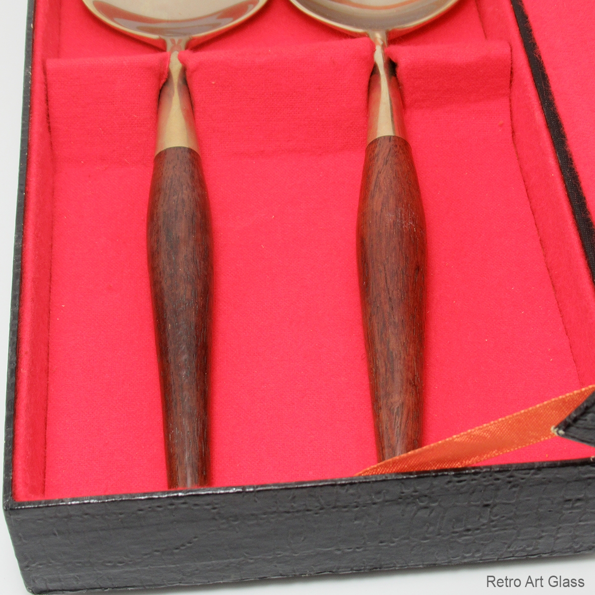 Mid-Century Modern Serving Utensils Made in Hong Kong - Image 4