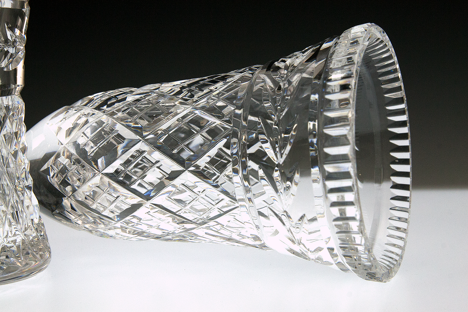 Vintage Waterford Crystal Vase Glandore Variation - Image 4