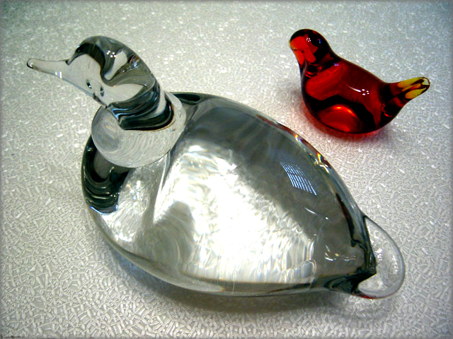 Solid Crystal Duck by Blenko - Image 3