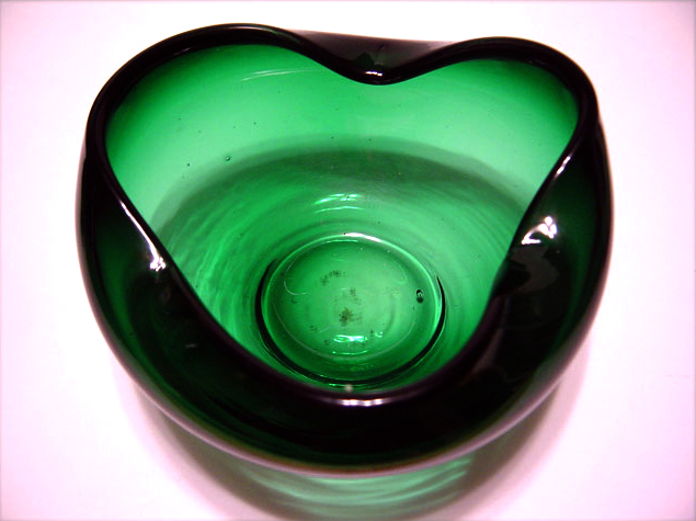 Vintage Green Glass Rose Bowl - Image 2