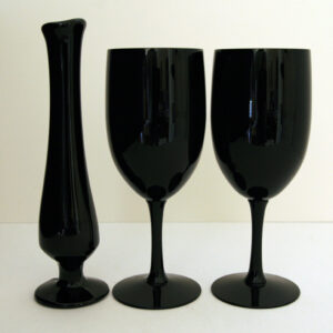 Deco Ebony Wine Stems with Vase