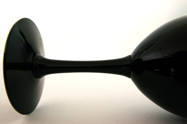 Deco Ebony Wine Stems with Vase - Image 5