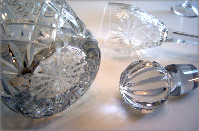 Depression Crystal Decanter with Wine Glasses Set - Image 3