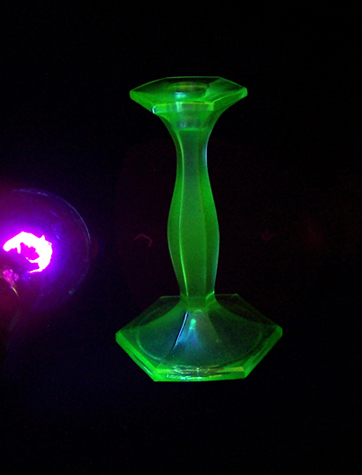 Early Fenton Vaseline Art Glass Candlesticks - Image 5