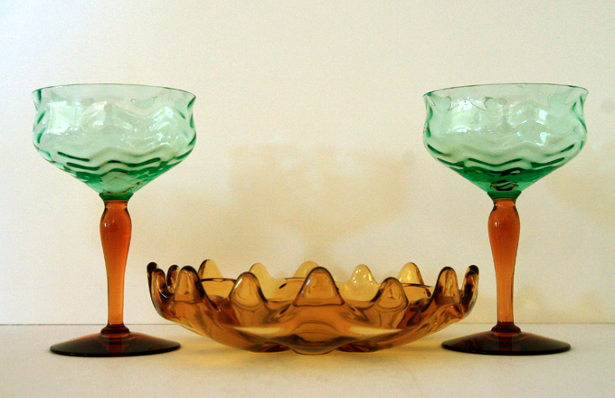 Elegant Glowing Amber Art Glass Bowl - Image 2