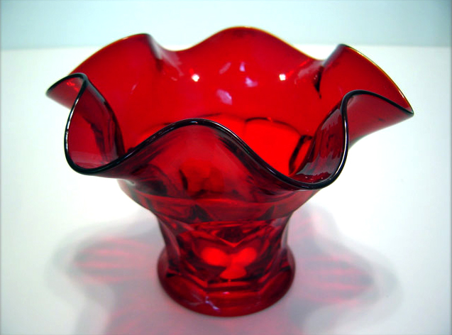 Fenton Art Glass Ruby Georgian Vase - Image 2