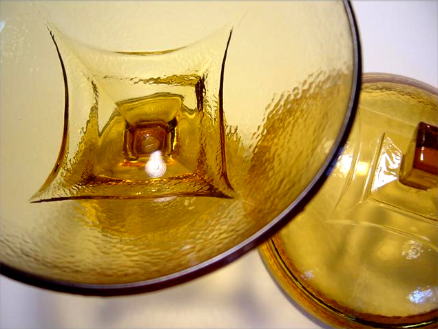 Amber Colony Covered Compote by Hazel Atlas Glass - Image 4