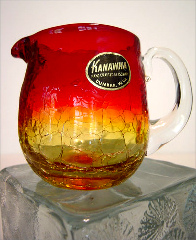 Kanawha Amberina Crackle Creamer - Image 3