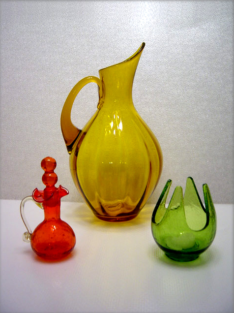 Jonquil Optic Pitcher by Blenko Art Glass - Image 5