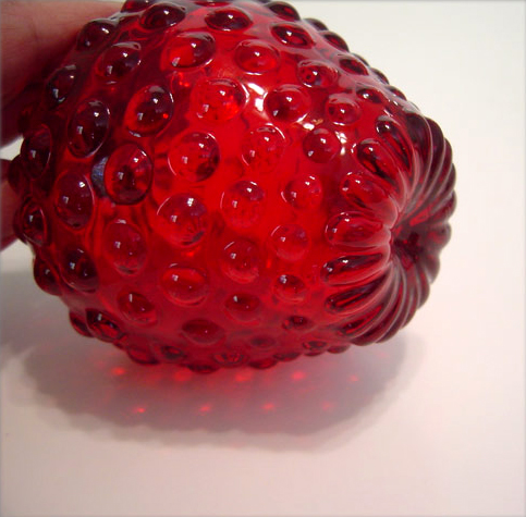 Ruby Glass Berry by Viking Art Glass - Image 2
