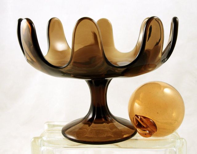 Funky mod vintage glass variety bowl.