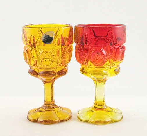 Measures 6" tall with a 3.25" wide mouth and weighs 1.2 lbs