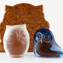 Nice crisp, well defined lines indicate this owl was made with with a newer mold at the start of production.