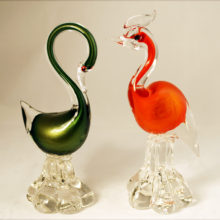 Set of TWO fabulous vintage art glass bird figurines from mid-century Italy.