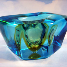 Large liquid-like vintage Italian Murano Sommerso uranium glass organic form.