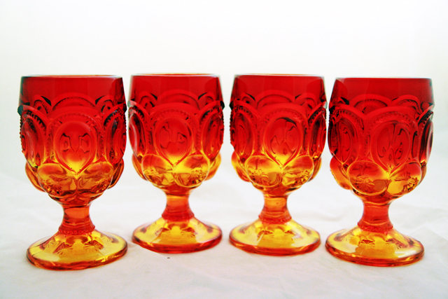 Set of 4 LE Smith Moon and Star Goblets. Circa 1940's - 1960's.