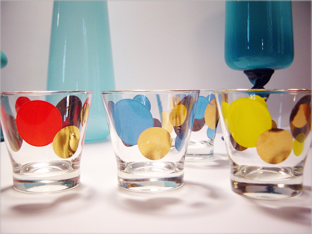 Set of four Eames retro orb rock glasses designed by Russel Wright.