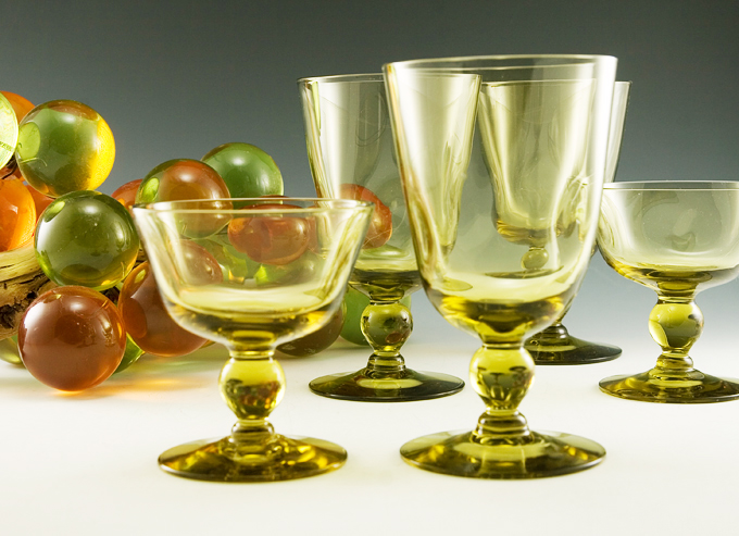 Consists of (8) 5 5/8" water/wine goblets and (8) 3 5/8" cocktail/desert goblets.