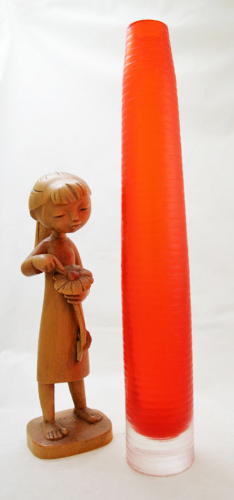 Stunning retro orange hand-blown sommerso glass with hand-cut Battuto decor.