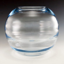 Rare and beautiful crystal ball vase from the late 1930's signed 'Of HZ48'. Designed by famous glass artist Edward Hald (1917-1978)