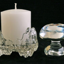 This handy authentic retro candle holder is reversible. You can use a large votive candle, or turn it over to accommodate 3 tapers candles.