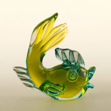 Attributed to Italian glass artists Seguso or Fratelli Toso, associated with the glass house Cenedese. The 'big lipped' fish looks like a goldfish.