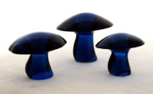 Visit the Retro Art Glass Museum