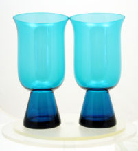 Retro modern Morgantown patio light in blue crystal. Made in the late 1950's to the early 1960's.