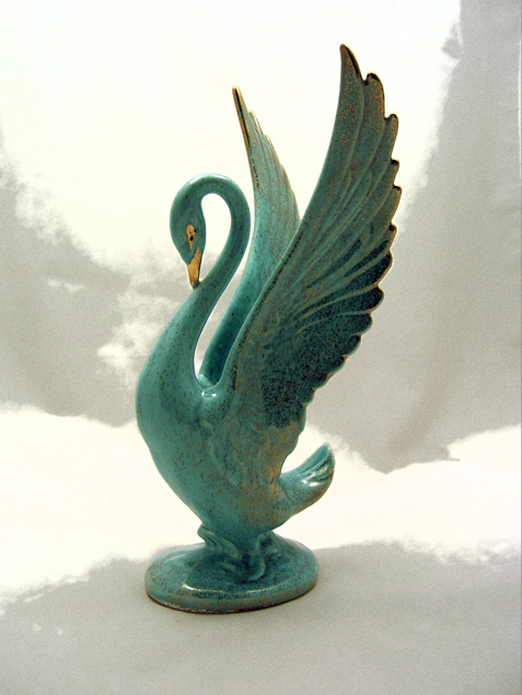 Pottery swan figurine circa 1950's or earlier.