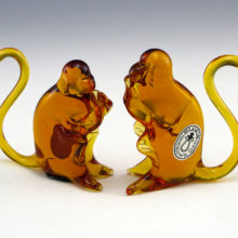 Art glass monkeys Mid-20th Century figurines by Pilgrim art glass. Scarce monkey figurines both in excellent shape with labels.