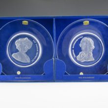 The Old Masters gift set includes two famous artists crystal art plates by Val Saint Lambert, Belgium. Highly artistic deep sand-blast carvings on quality crystal of English artists Sir Joshua Reynolds and Thomas Gainsborough.