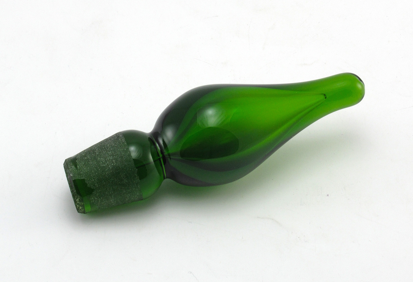 Emerald Green Glass Teardrop Stopper 5.25″ Long
