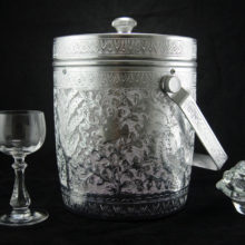 Retro vintage Arabic ice bucket with elaborate etching.This glamorous beauty is in excellent condition. Hard to find ice buckets from the mid-20th century without noticeable use. Looks new!
